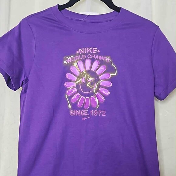 Nike Other - Nike t shirt kids size L